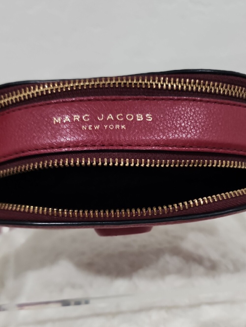 Marc Jacobs Pebbled Leather Crossbody in Deep Wine - Picture 7 of 10